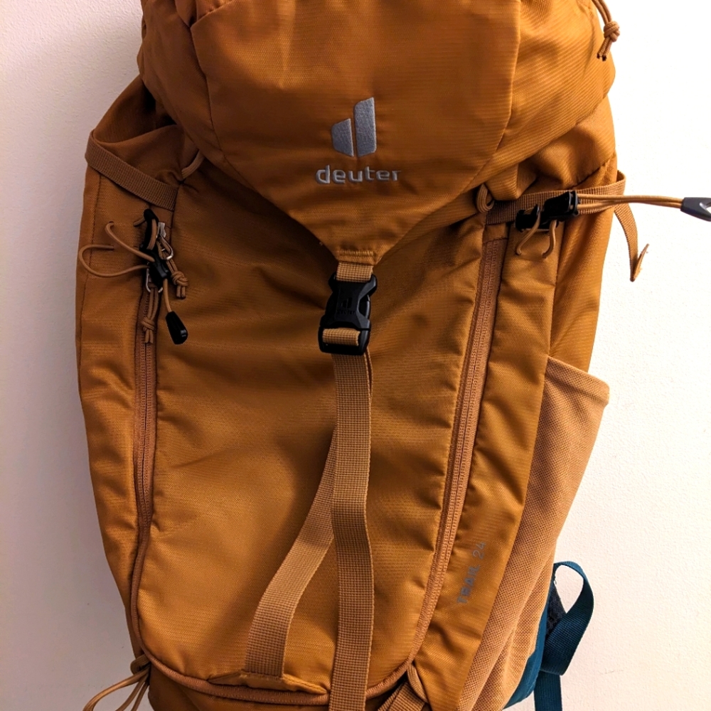 Deuter Trail 24 hiking backpack